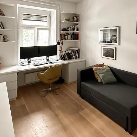 Photogaphers Nest #2 *